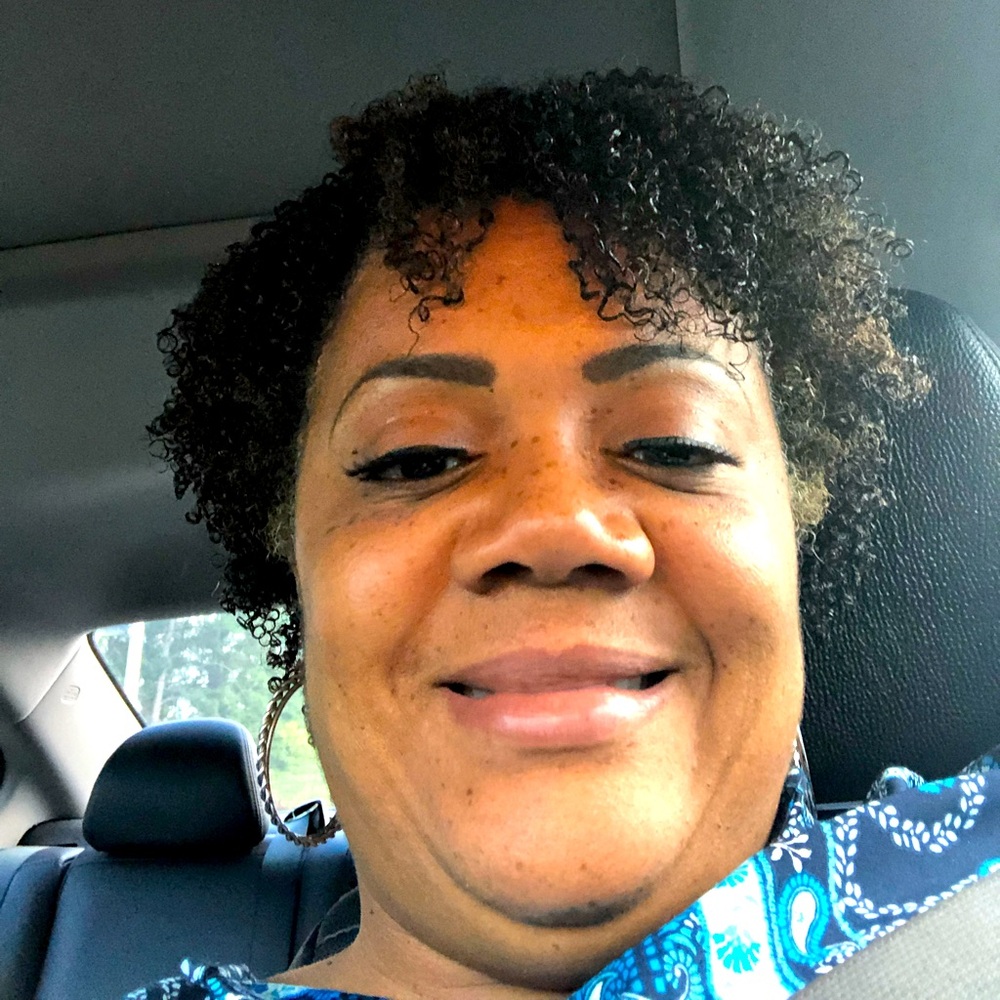 Meet your Posher, Melissa
